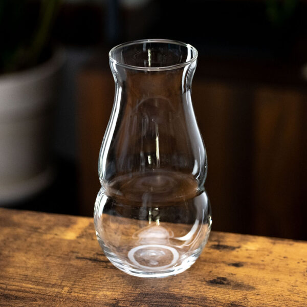 Pretentious Glass Co. – Handblown Glasses for Craft Beer, Wine